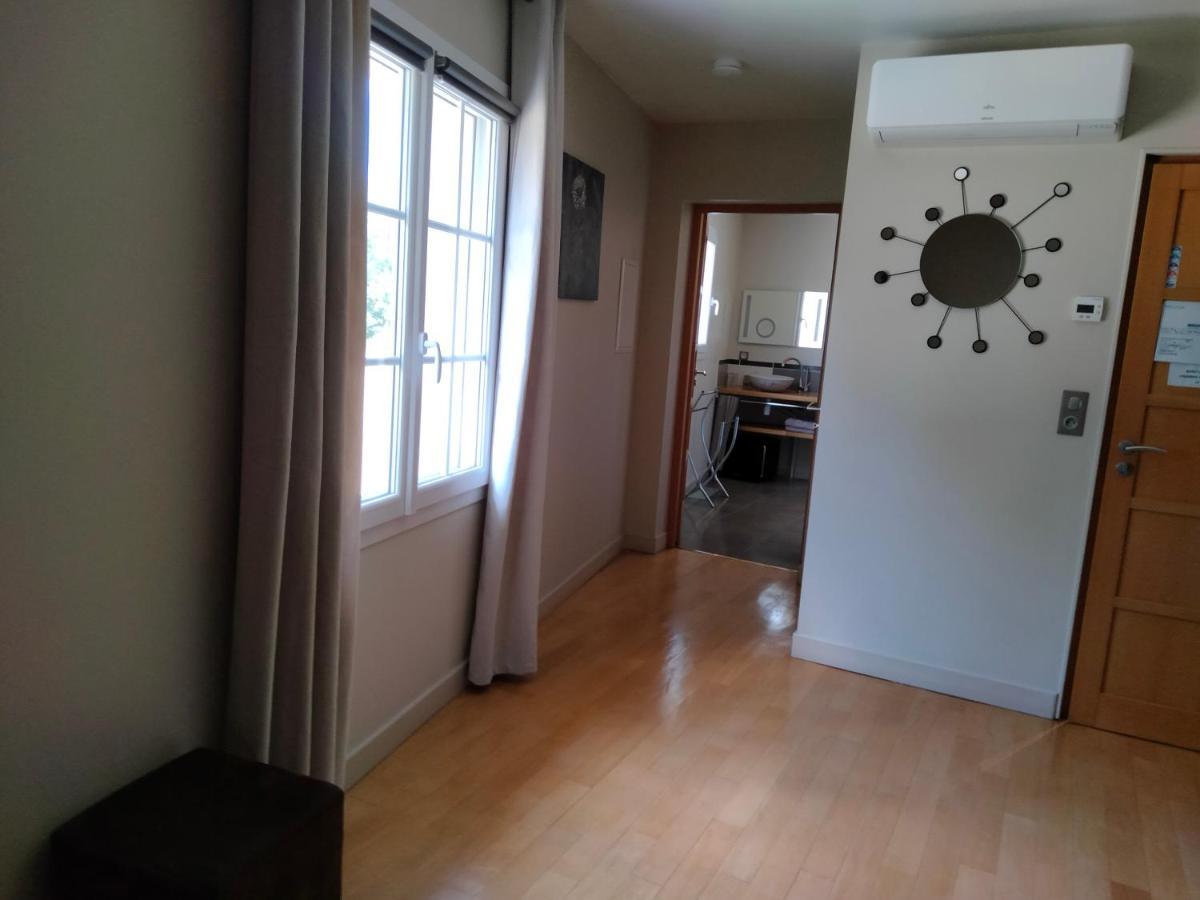 Au Saint-Amand Bed & Breakfast Poissons Bagian luar foto