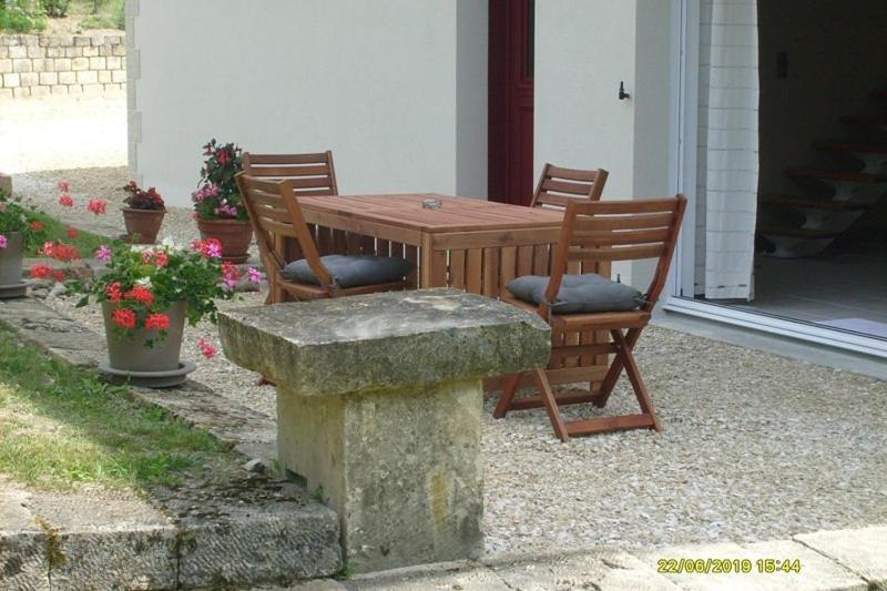 Au Saint-Amand Bed & Breakfast Poissons Bagian luar foto